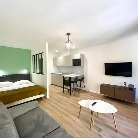 A 350m De La Plage Grand Studio Refait A Neuf LʼÎle-Rousse